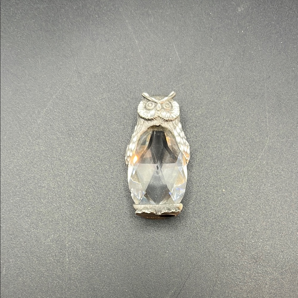 Sony Silver and White Owl Brooch